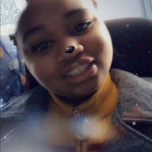 Meet your Posher, Zakyila